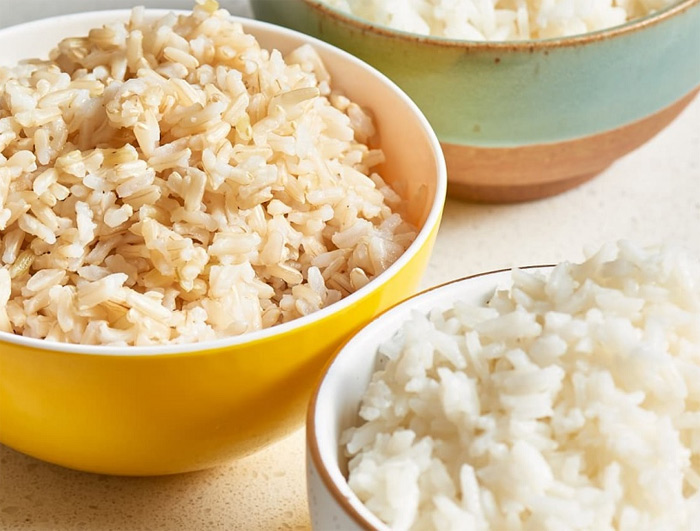 برنج پخته شده خراب