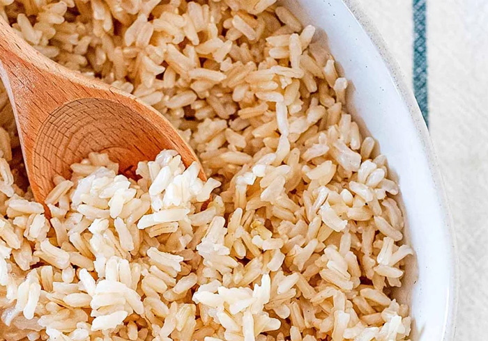 برنج پخته شده زرد